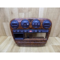 Центральная консоль под магнитофон с блоком кнопок и пепельницей, Opel Omega B, 090436997